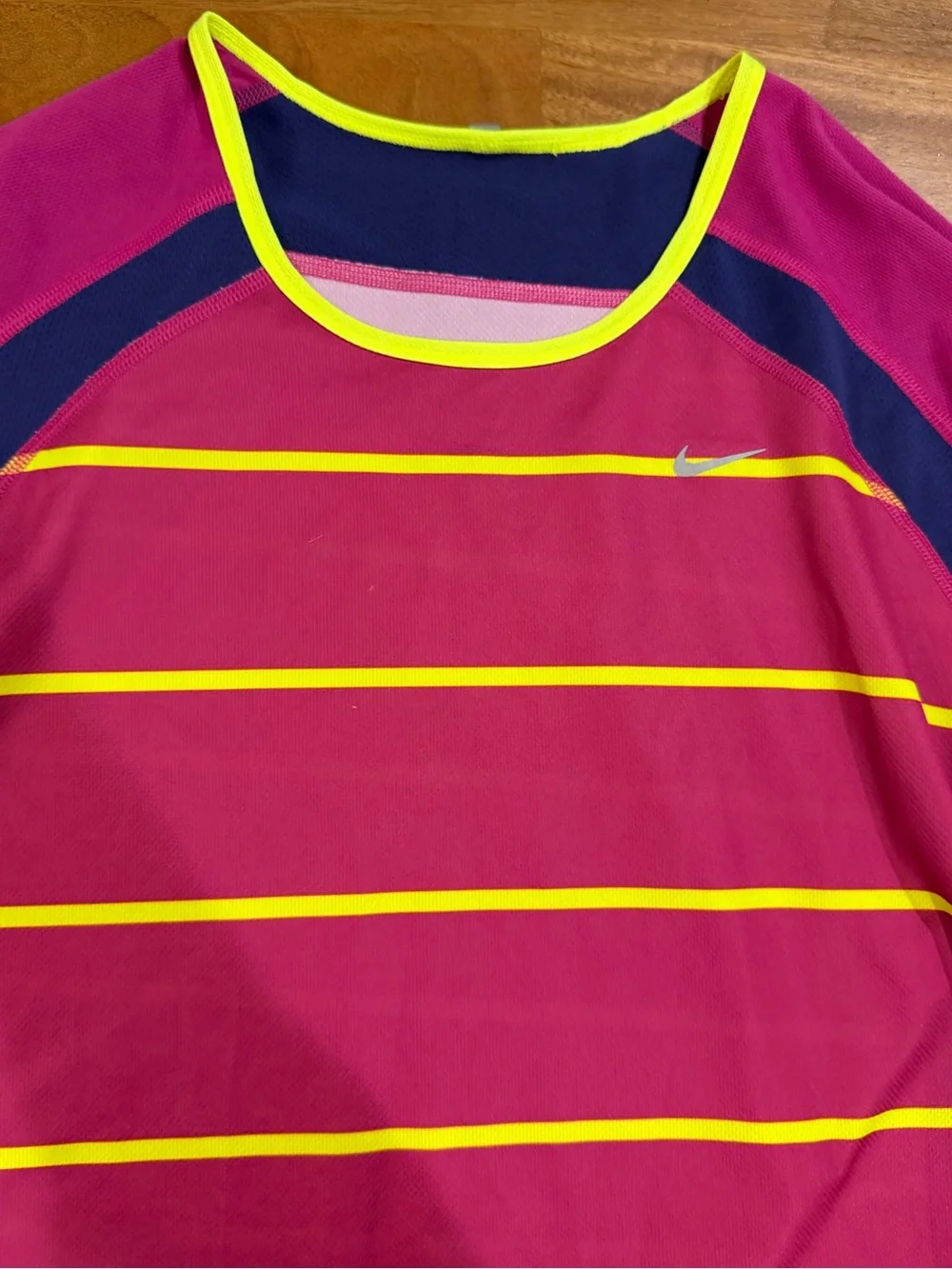 Nike Dri-Fit Fuchsia Long-Sleeve Athletic Tee with Yellow Stripes Size XL